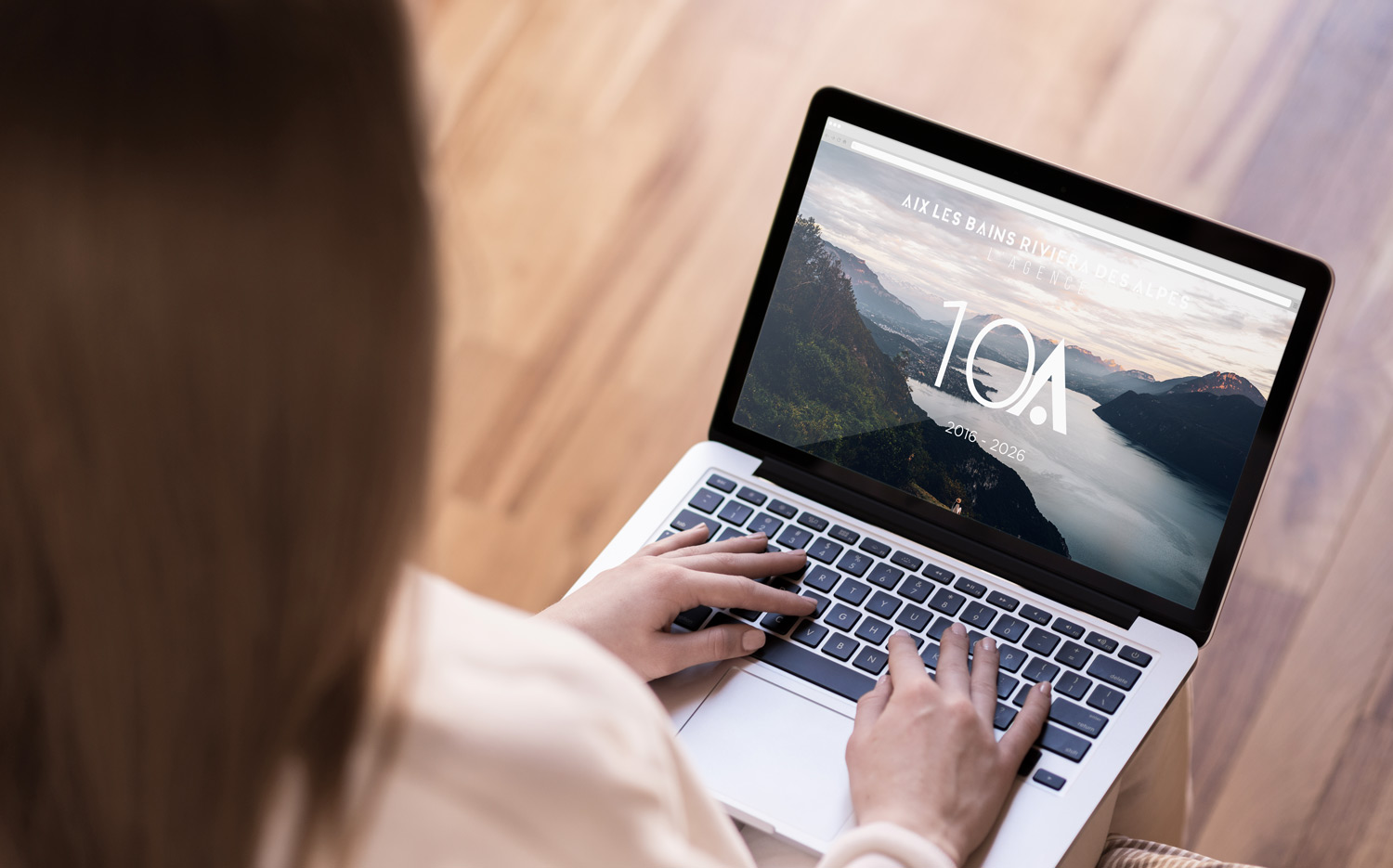 Mockup-macbook-10-ans